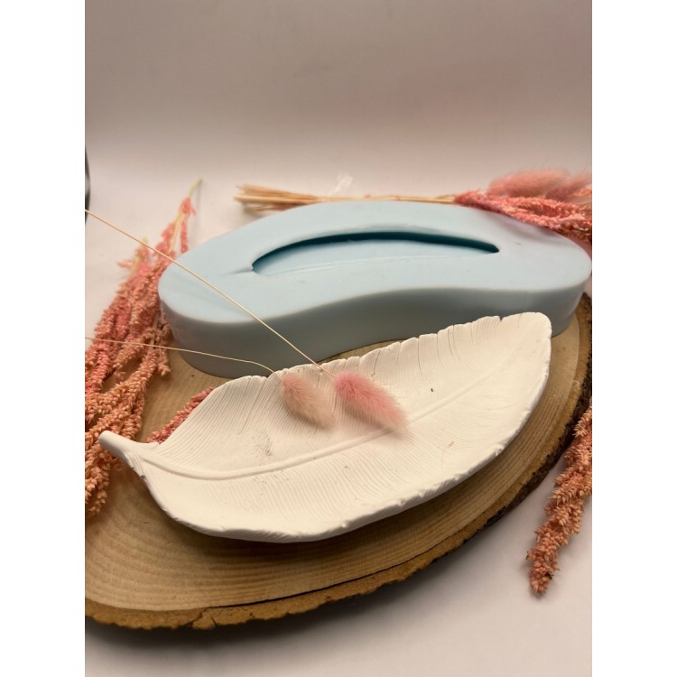  Curved Feather Plate Silicone Mold